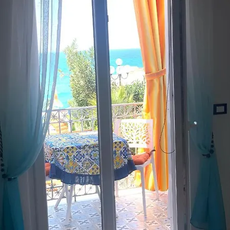 Tina In Restituta Forio di Ischia